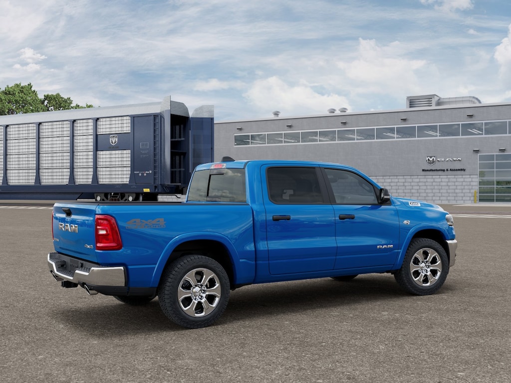 New 2026 Ram 1500 BIG HORN CREW CAB 4X4 5'7 BOX Pickup