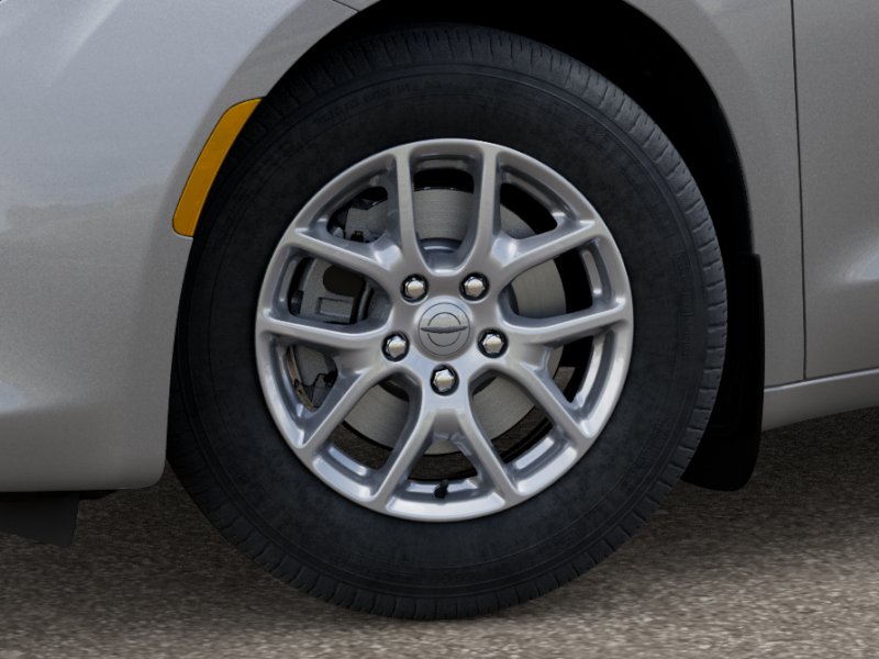 2026 Chrysler Voyager LX photo 4