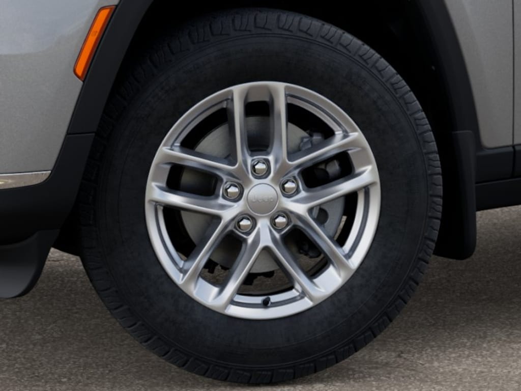 New 2025 Jeep Grand Cherokee L Laredo Sport Utility