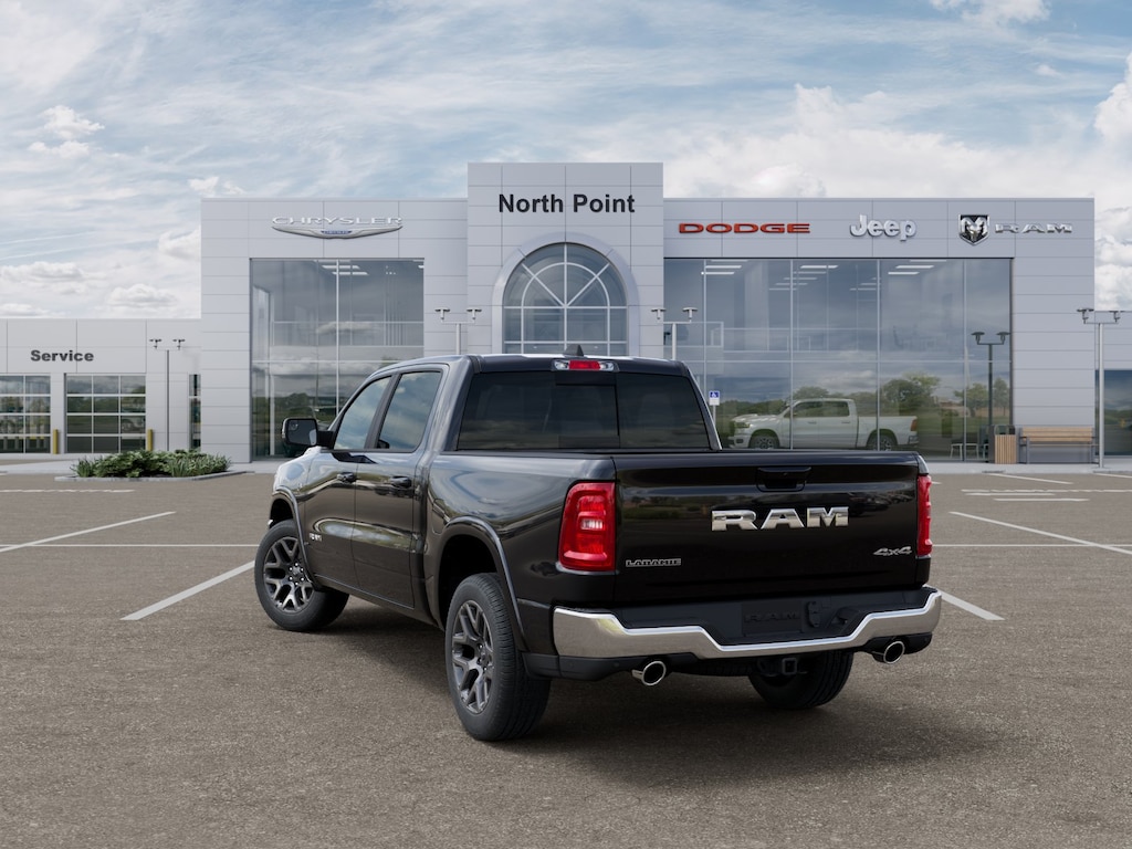 New 2026 Ram 1500 LARAMIE CREW CAB 4X4 5'7 BOX Crew Cab