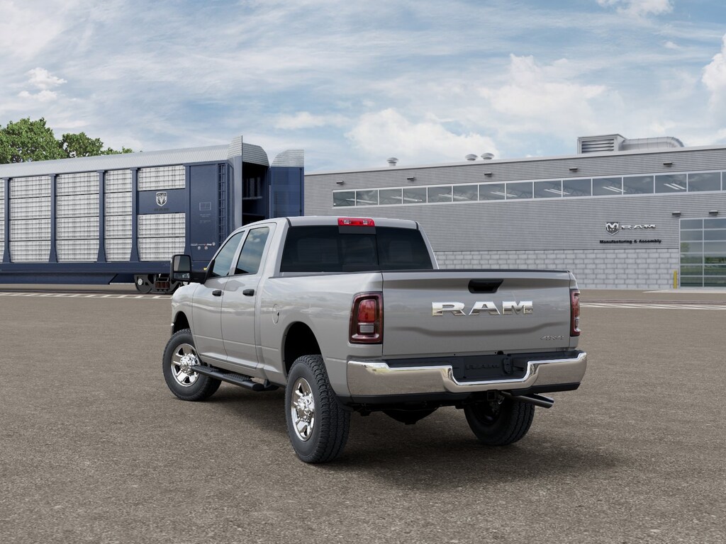 New 2026 Ram 2500 TRADESMAN CREW CAB 4X4 6'4 BOX Pickup