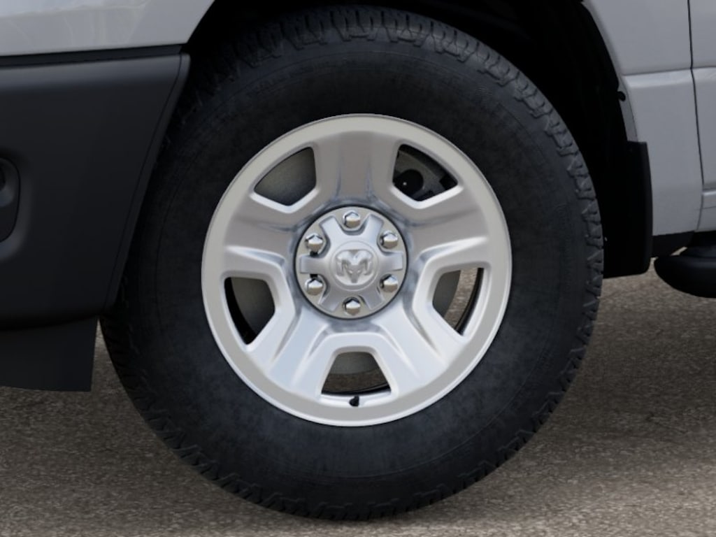 New 2025 Ram 1500 TRADESMAN CREW CAB 4X4 5'7 BOX Pickup