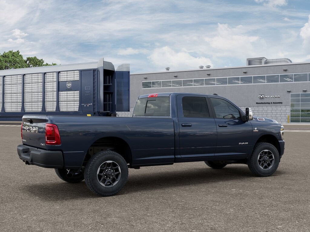 New 2026 Ram 3500 LARAMIE CREW CAB 4X4 8' BOX Pickup