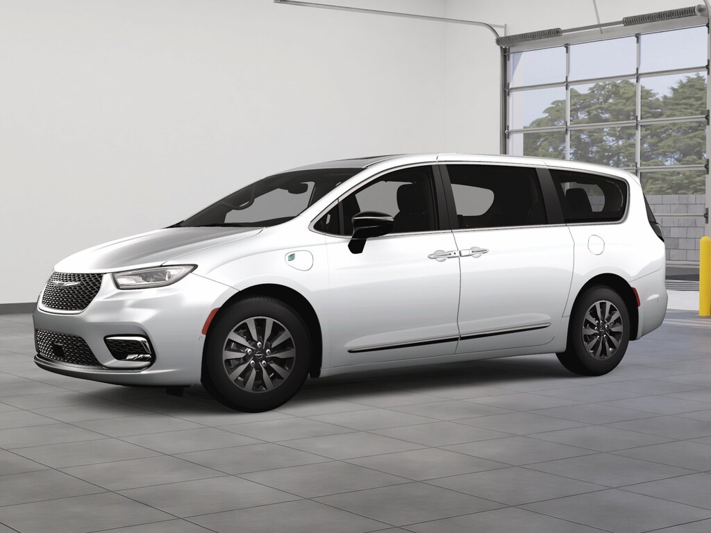 New 2023 Chrysler Pacifica Hybrid PACIFICA PLUG-IN HYBRID LIMITED Passenger Van