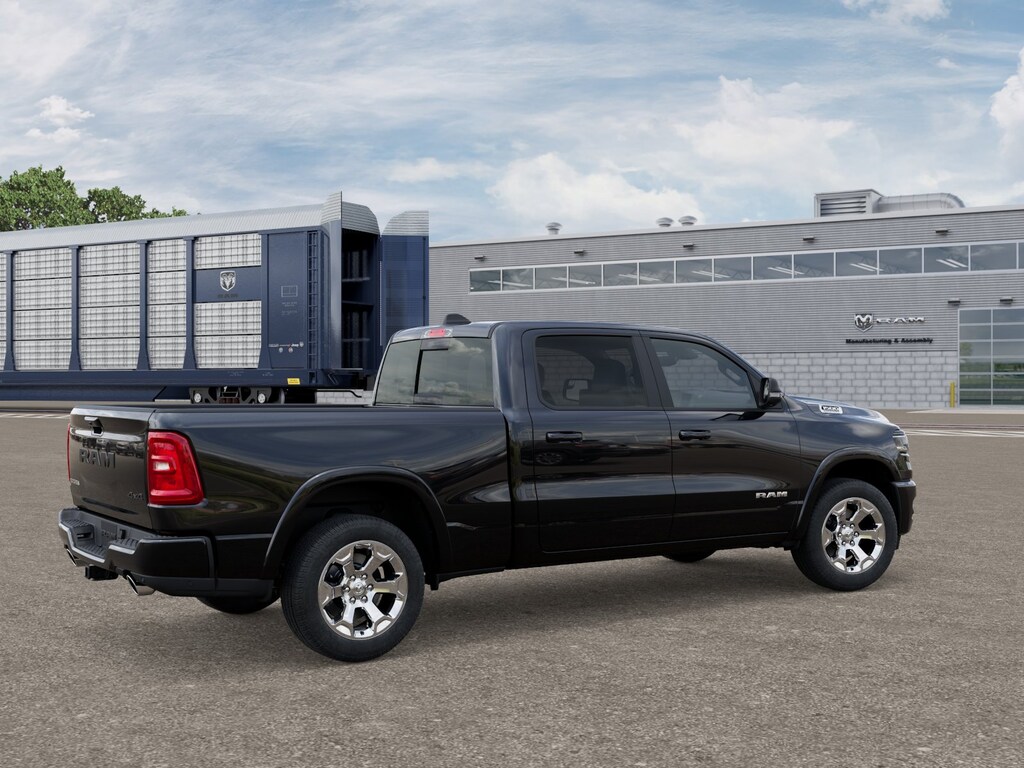 New 2026 Ram 1500 BIG HORN CREW CAB 4X4 6'4 BOX Pickup