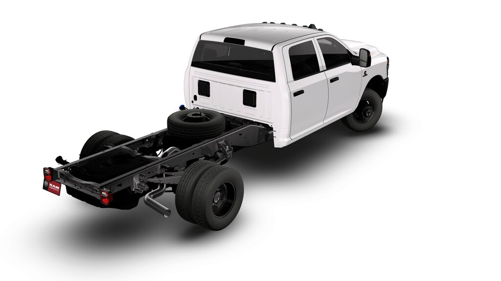 New 2026 Ram 3500 Chassis Cab TRADESMAN CREW 4X4 60' CA Pickup