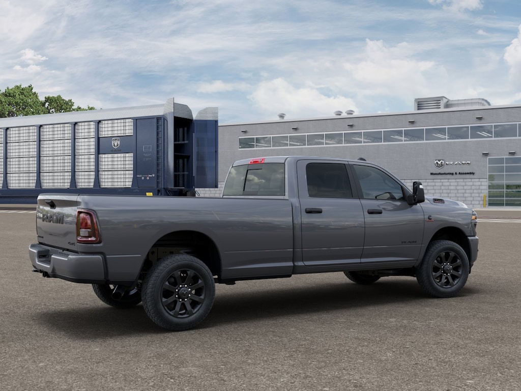 New 2026 Ram 3500 BIG HORN CREW CAB 4X4 8' BOX Pickup