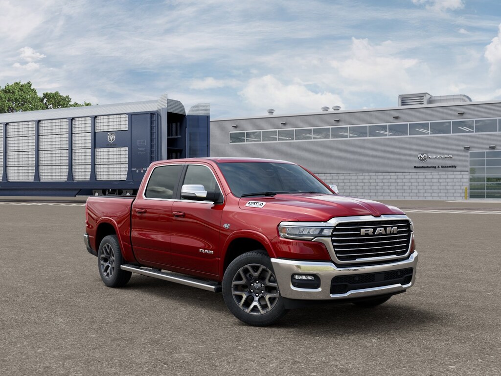 New 2026 Ram 1500 LARAMIE CREW CAB 4X4 5'7 BOX Pickup
