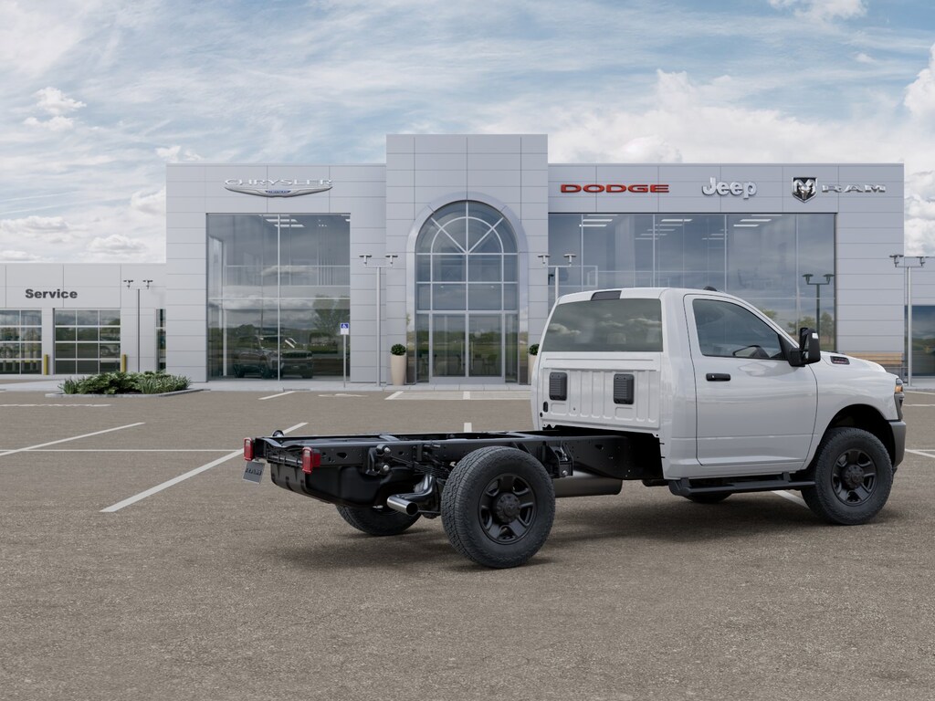 New 2026 Ram 3500 Chassis Cab Tradesman/Big Horn Pickup