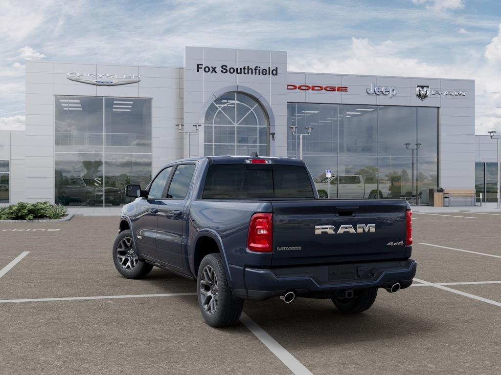 New 2026 Ram 1500 LARAMIE CREW CAB 4X4 5'7 BOX Pickup