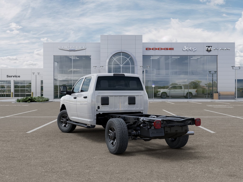 New 2026 Ram 3500 Chassis Cab Tradesman/Big Horn Pickup