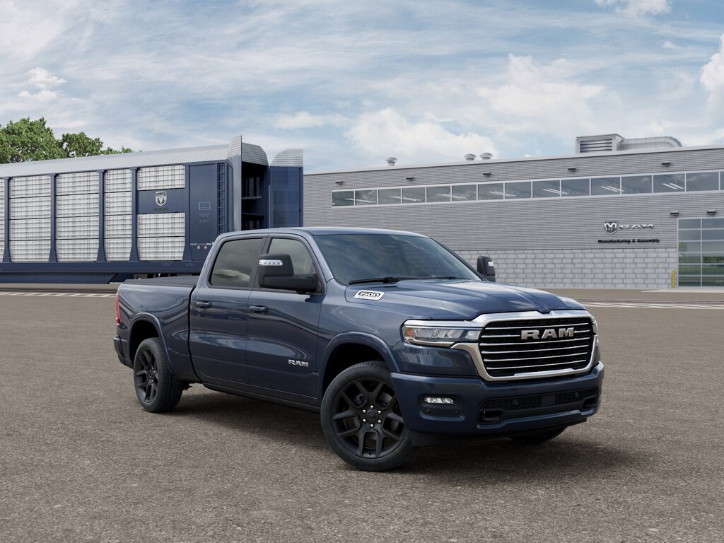 New 2026 Ram 1500 LARAMIE CREW CAB 4X4 6'4 BOX Pickup