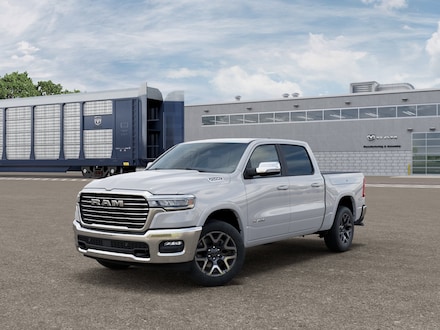 2026 Ram 1500 LARAMIE CREW CAB 4X4 5'7 BOX Pickup