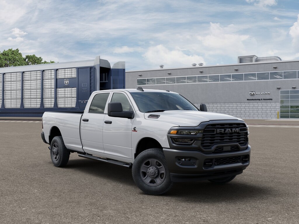 New 2026 Ram 3500 TRADESMAN CREW CAB 4X4 8' BOX Pickup