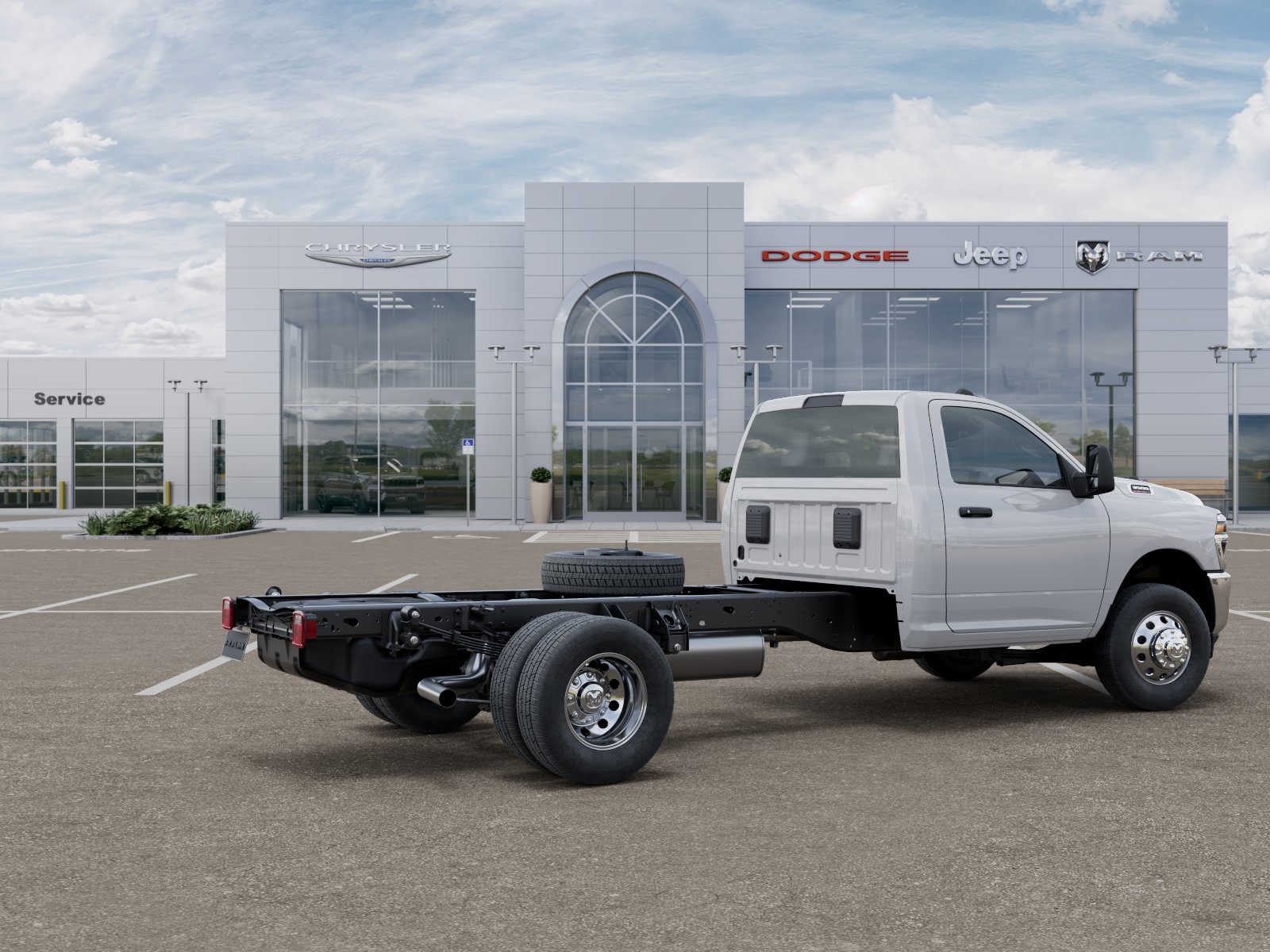 2025 RAM 3500 Chassis Tradesman - Photo 18