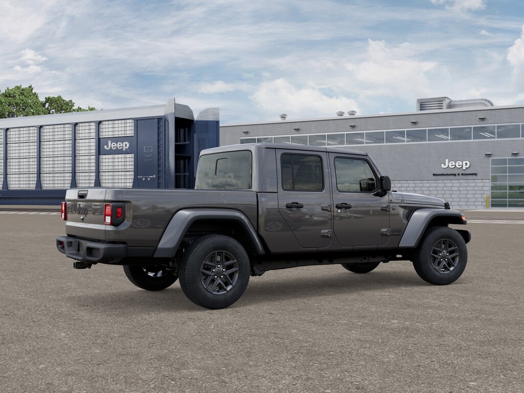 New 2026 Jeep Gladiator Sport Pickup