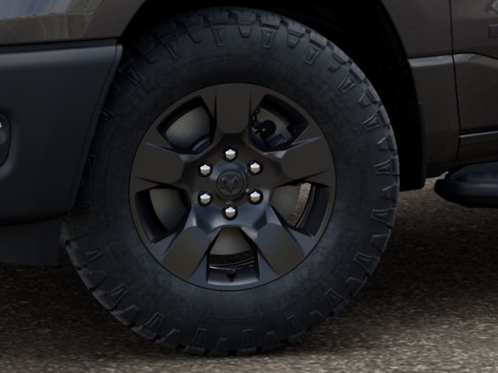 New 2027 Ram 1500 TRADESMAN CREW CAB 4X4 Pickup
