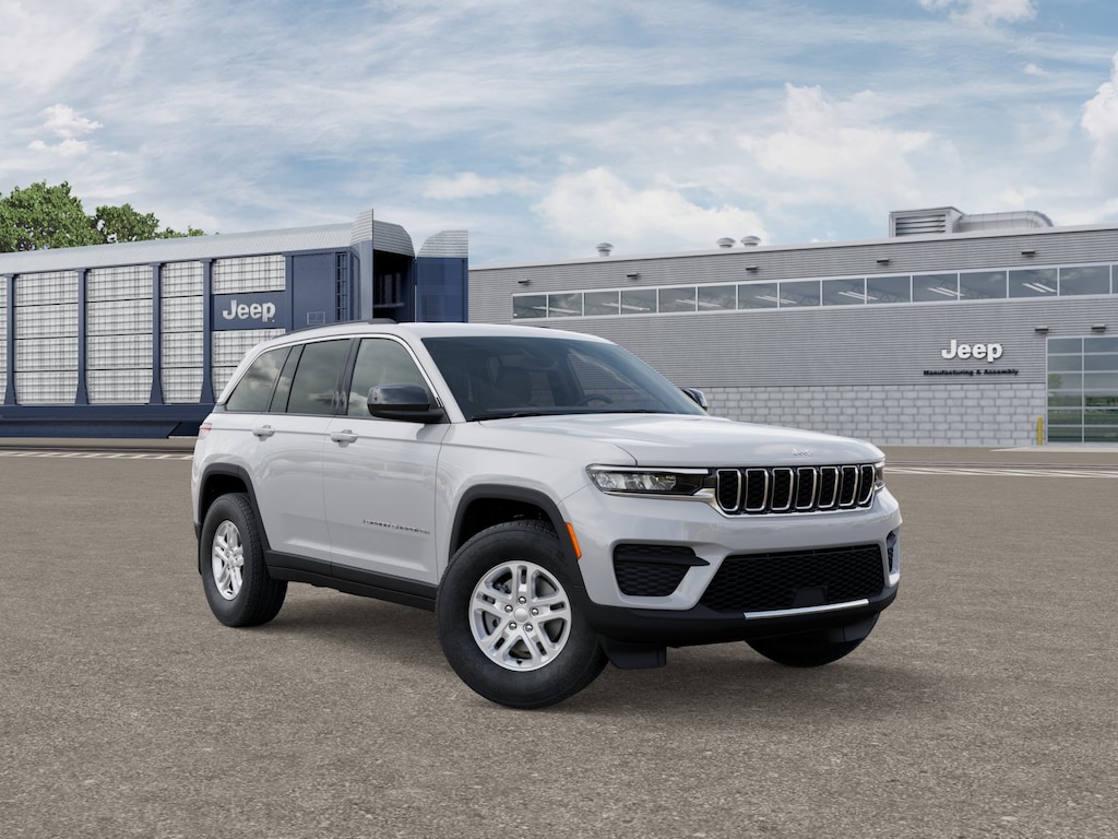 New 2025 Jeep Grand Cherokee LAREDO 4X2 Sport Utility