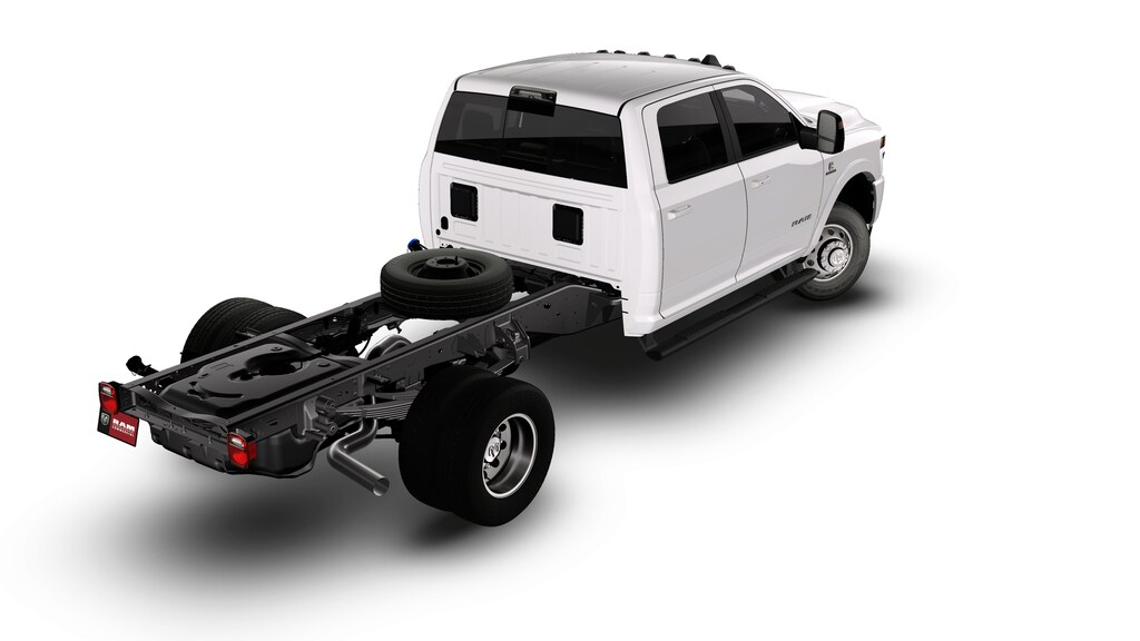 New 2027 Ram 3500 CREW CAB CHASSIS 4X4 Pickup