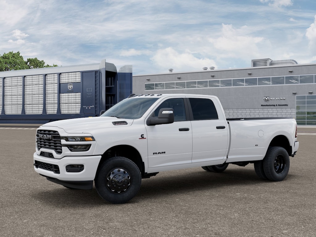 New 2026 Ram 3500 BIG HORN CREW CAB 4X4 8' BOX Pickup
