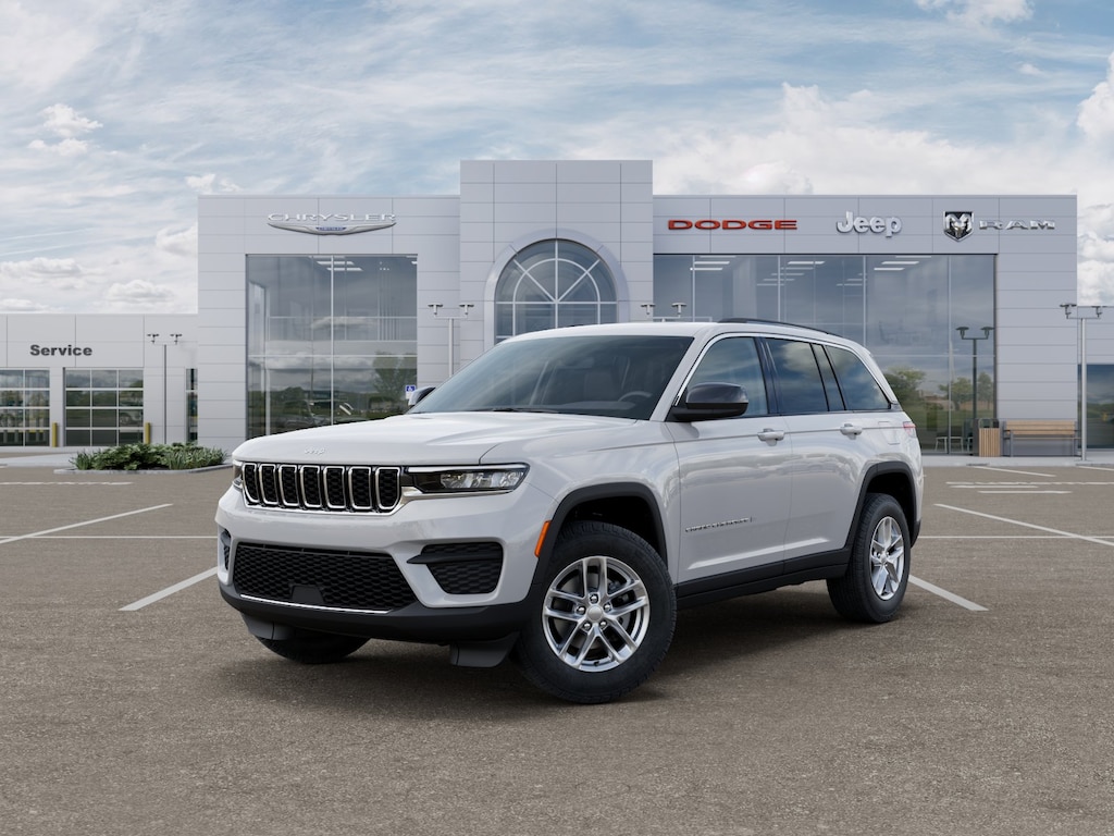 New 2025 Jeep Grand Cherokee Laredo Sport Utility