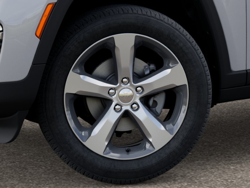 2025 Jeep Grand Cherokee Limited photo 2