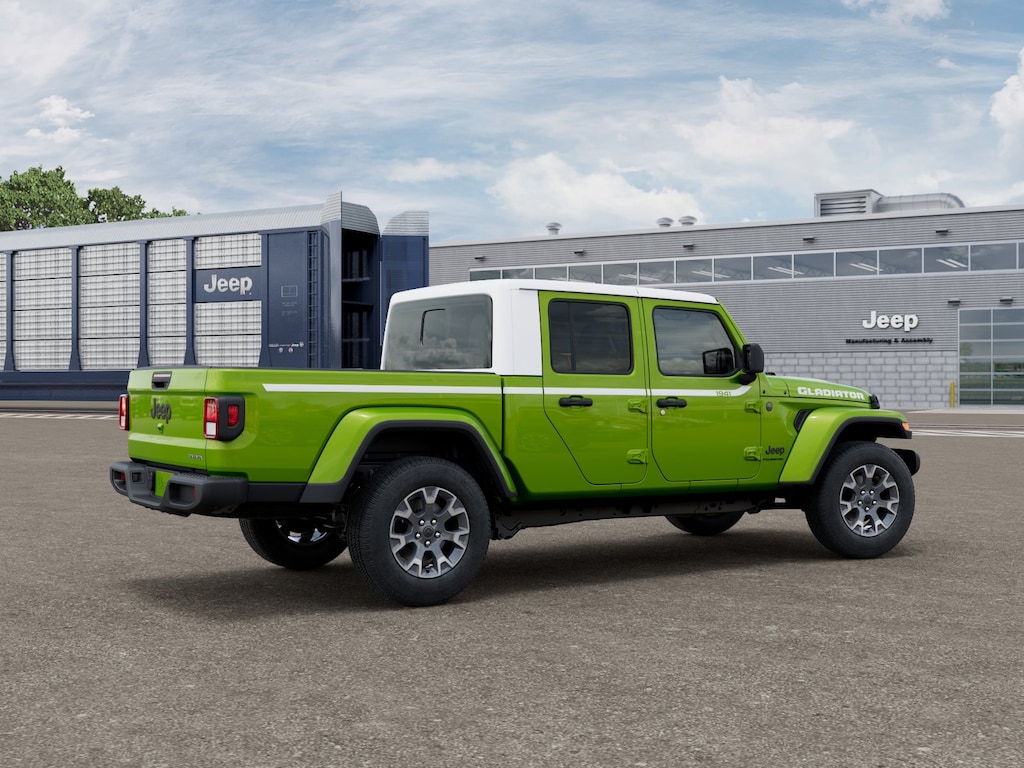 New 2026 Jeep Gladiator SAHARA 4X4 Pickup