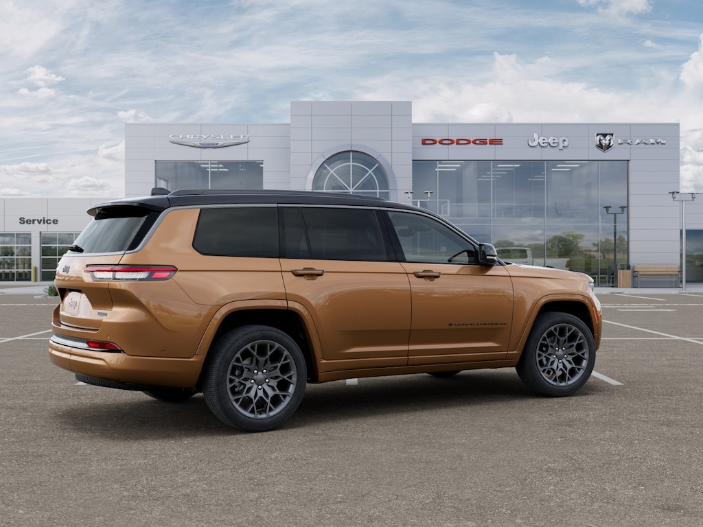 New 2026 Jeep Grand Cherokee L Summit Sport Utility