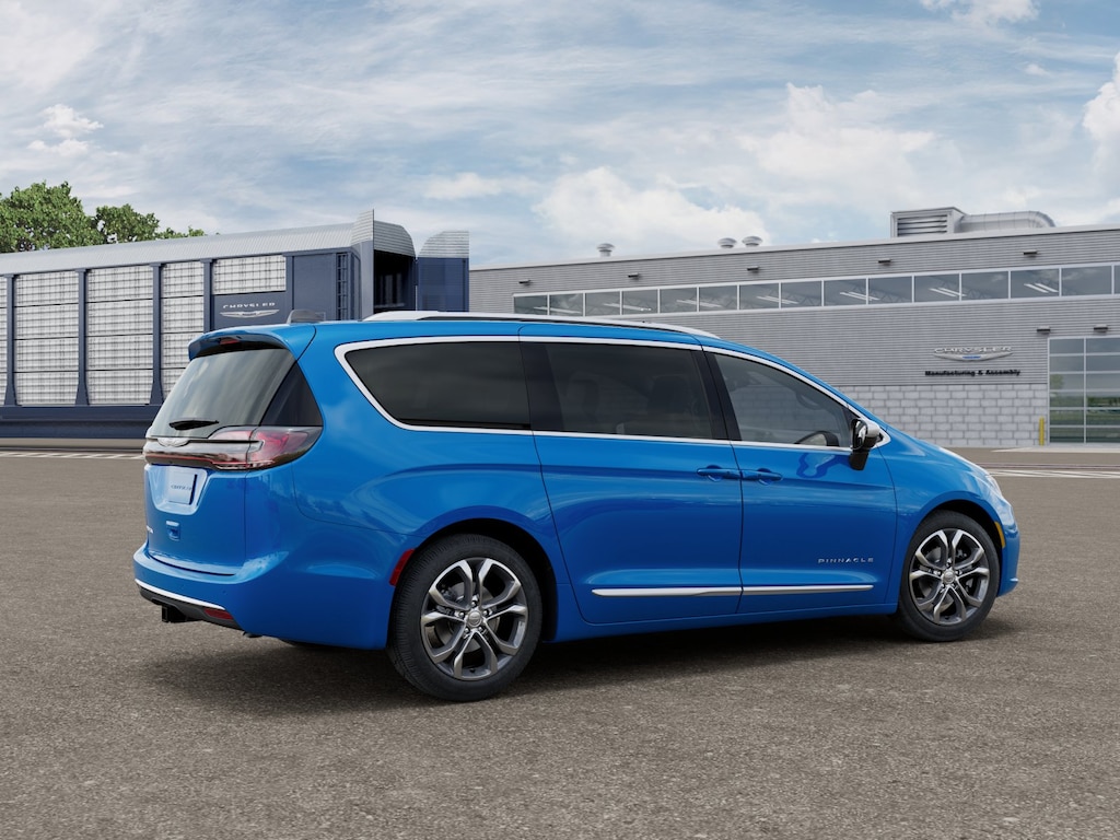 New 2026 Chrysler Pacifica PINNACLE Passenger Van