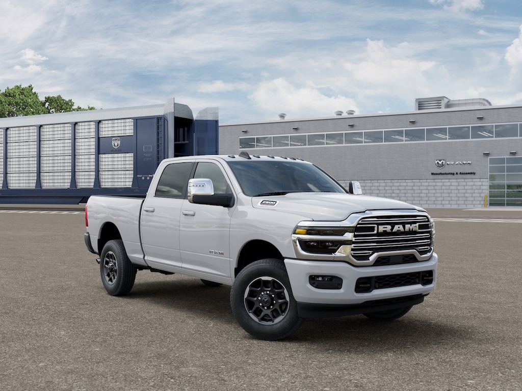 New 2026 Ram 2500 LARAMIE CREW CAB 4X4 6'4 BOX Pickup