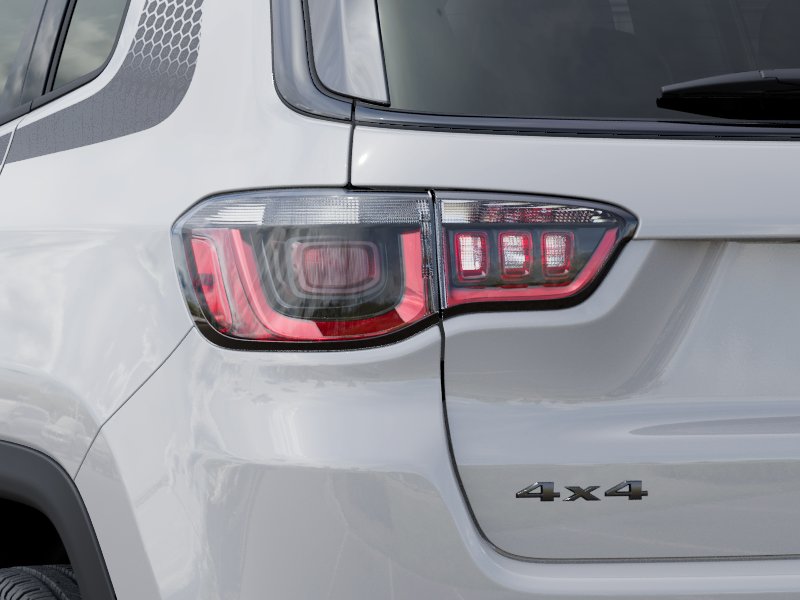 2026 Jeep Compass Latitude Altitude photo 2