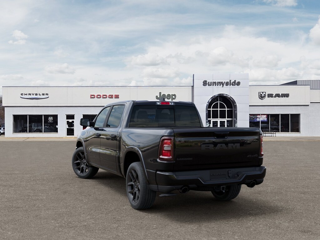 New 2026 Ram 1500 LARAMIE CREW CAB 4X4 5'7 BOX Pickup