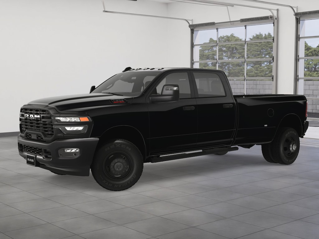 New 2025 Ram 3500 TRADESMAN CREW CAB 4X4 8' BOX Pickup