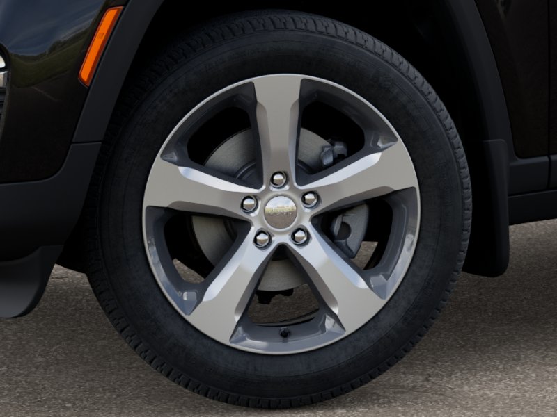 2025 Jeep Grand Cherokee Limited photo 3