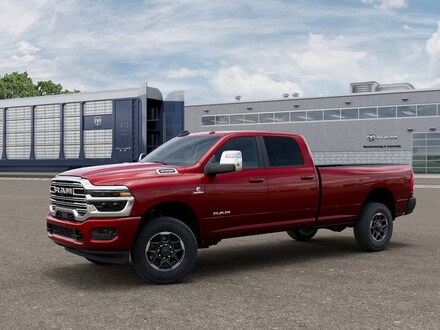 2026 Ram 3500 LARAMIE CREW CAB 4X4 8' BOX Pickup
