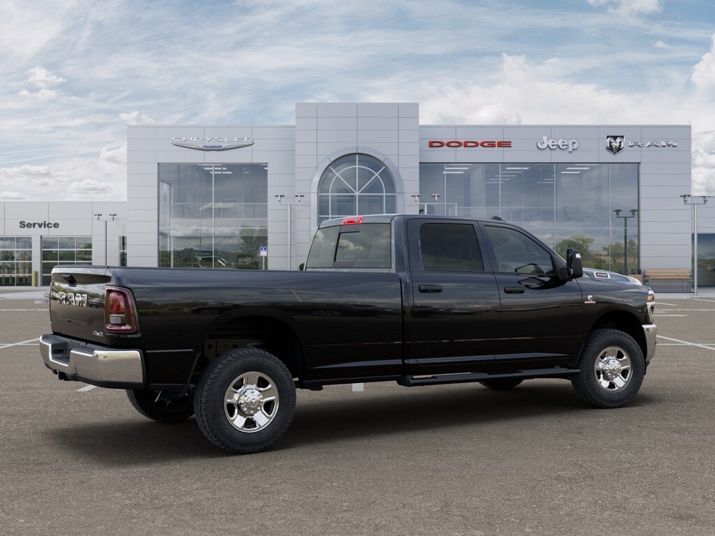 New 2025 Ram 2500 TRADESMAN CREW CAB 4X4 8' BOX Pickup