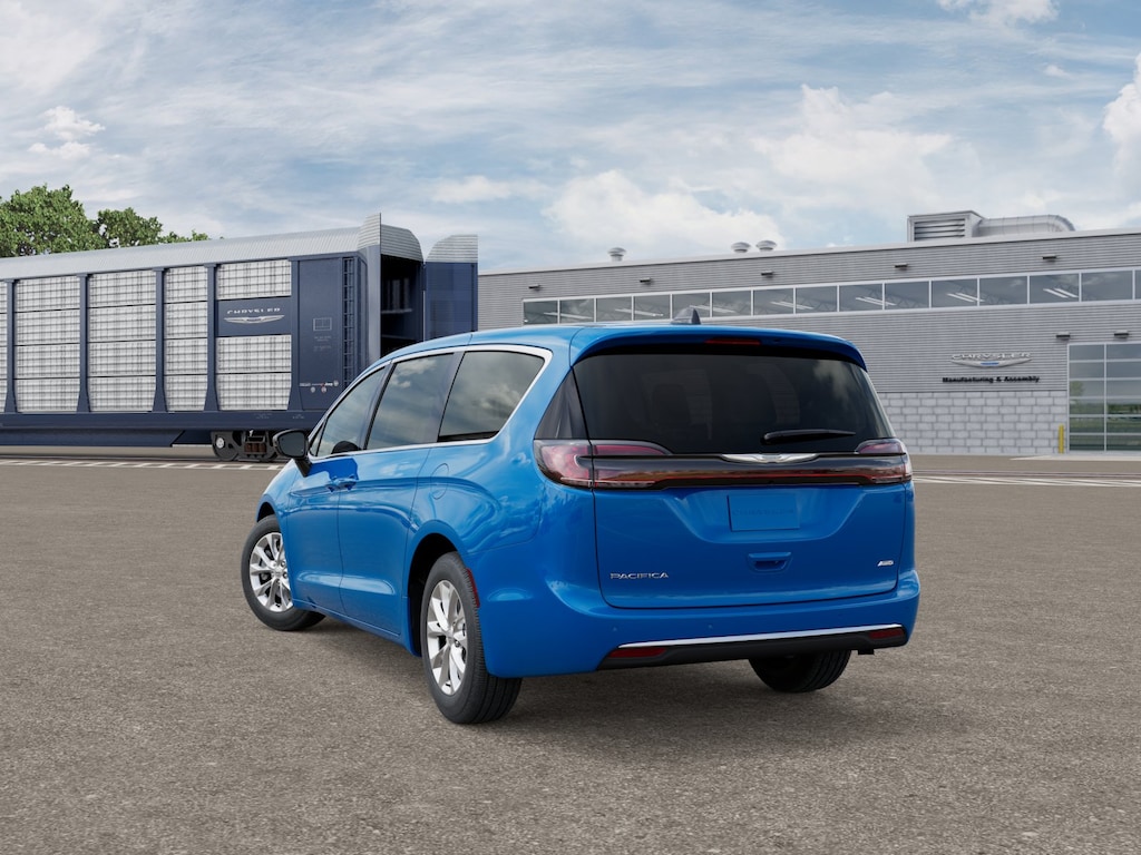 New 2026 Chrysler Pacifica SELECT AWD Passenger Van
