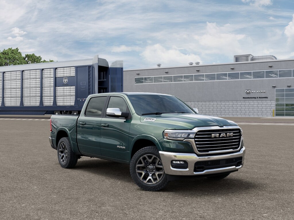 New 2026 Ram 1500 LARAMIE CREW CAB 4X4 5'7 BOX Pickup