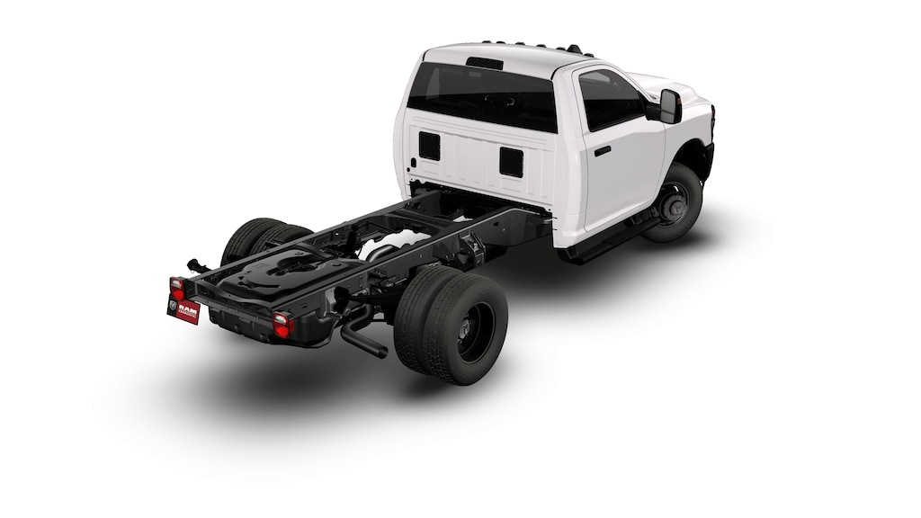 New 2026 Ram 3500 TRADESMAN CHASSIS REGULAR CAB 4X4 60' CA Pickup