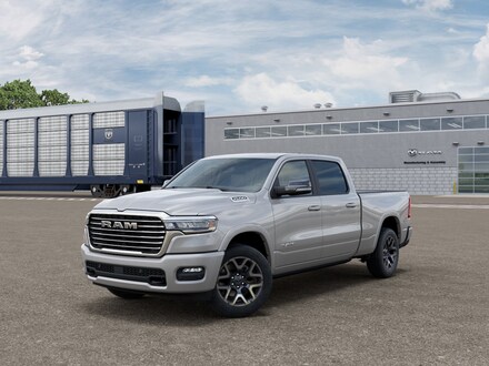 2026 Ram 1500 LARAMIE CREW CAB 4X4 6'4 BOX Pickup