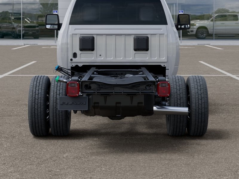 2026 RAM 3500 Chassis Tradesman - Photo 29