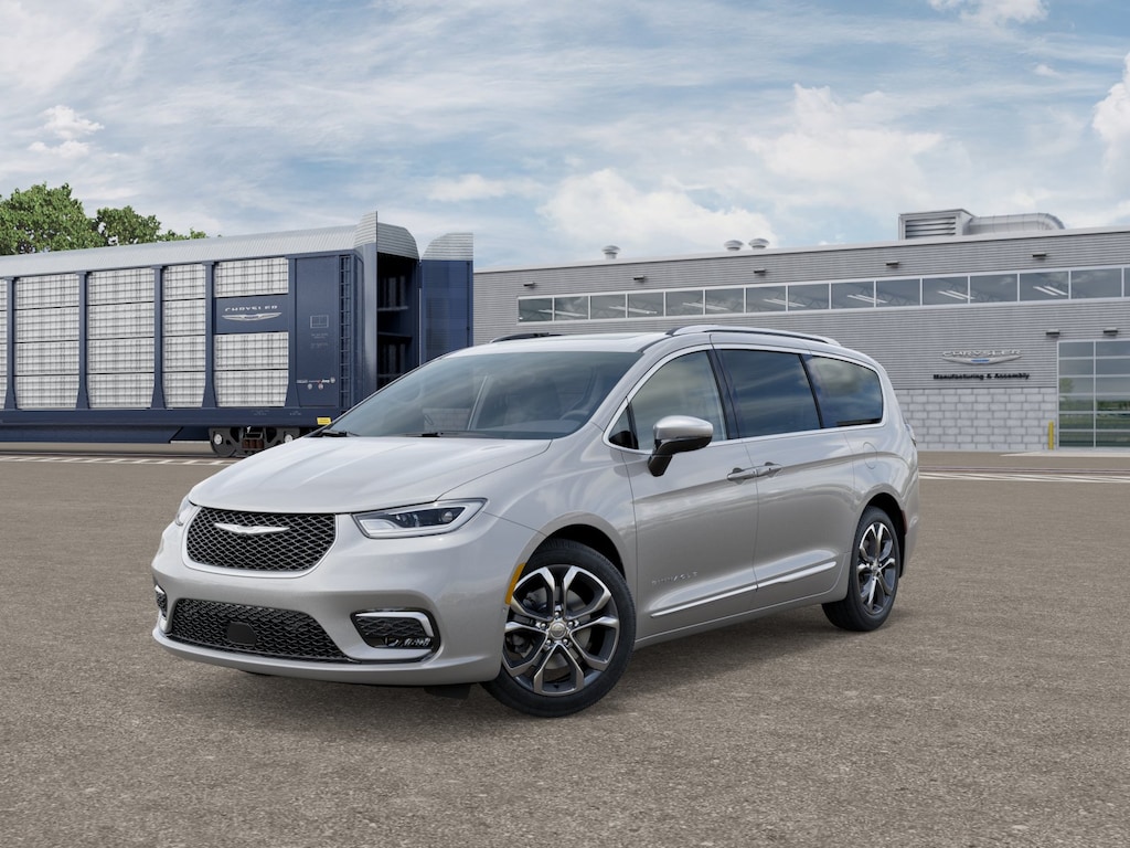 New 2026 Chrysler Pacifica PINNACLE AWD Passenger Van