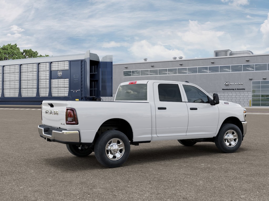 New 2026 Ram 2500 TRADESMAN CREW CAB 4X4 6'4 BOX Pickup