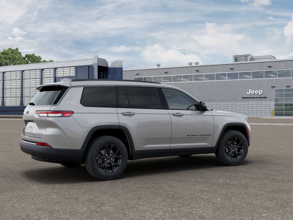 New 2026 Jeep Grand Cherokee L Laredo Sport Utility