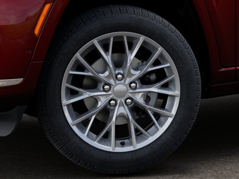 2025 Jeep Grand Cherokee L Summit photo 3