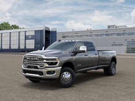 2026 Ram 3500 LARAMIE CREW CAB 4X4 8' BOX Pickup