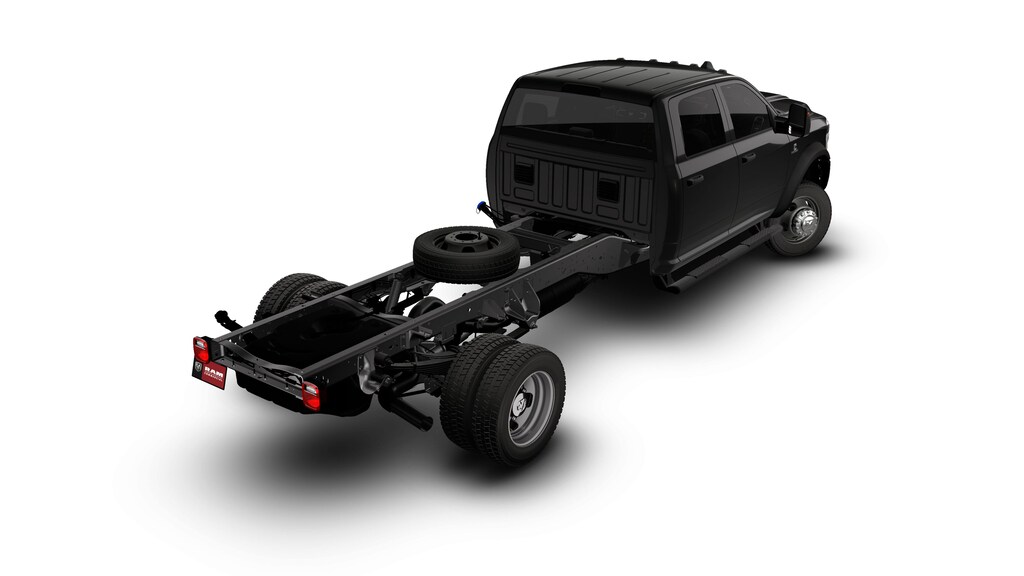 New 2026 Ram 5500 Chassis Cab TRADESMAN CREW 4X4 84' CA Pickup