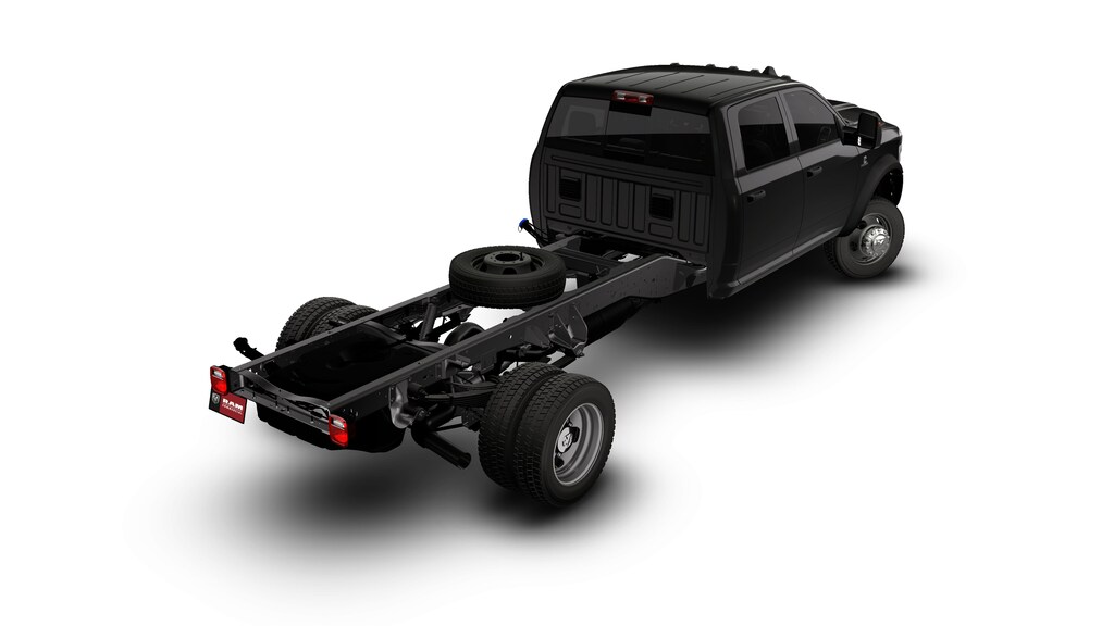 New 2026 Ram 5500 TRADESMAN CHASSIS CREW CAB 4X4 84' CA Pickup