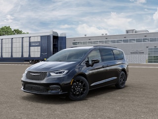 2026 Chrysler Pacifica Select Passenger Van for sale on Long Island, NY