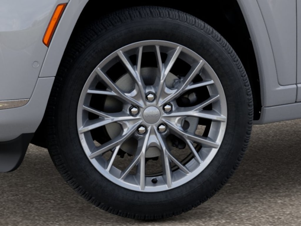 New 2025 Jeep Grand Cherokee L SUMMIT 4X4 Sport Utility